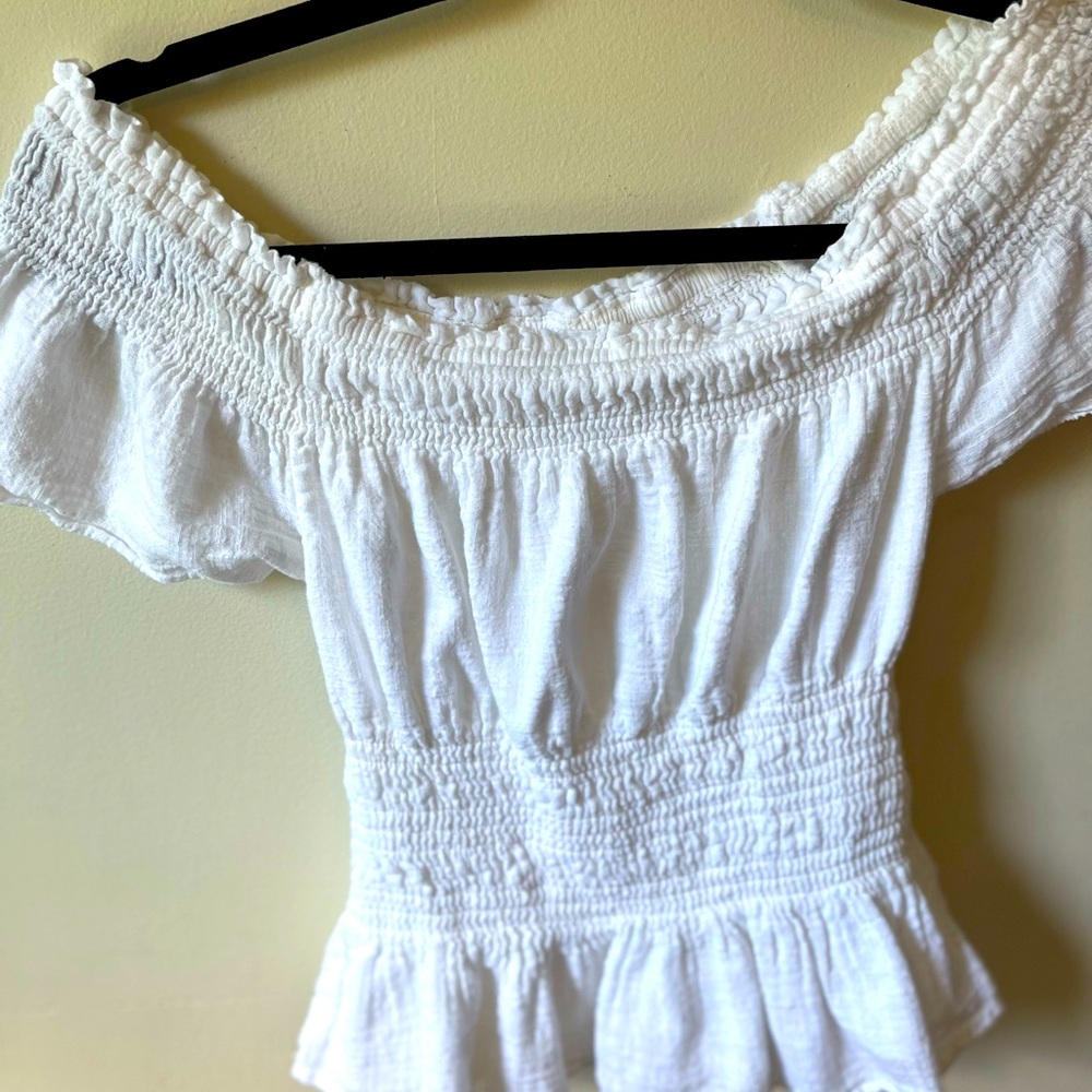 White blouse s.. Abercrombie